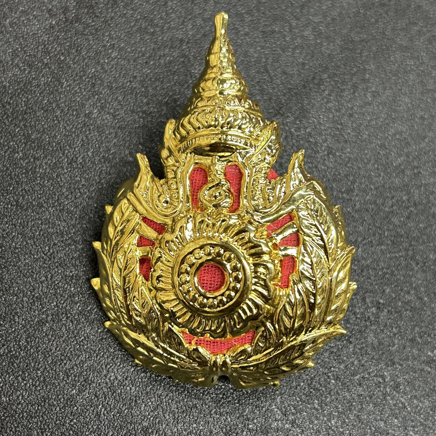 西秦中古拍卖第五十七期 泰国皇家陆军大帽徽 库存未使用