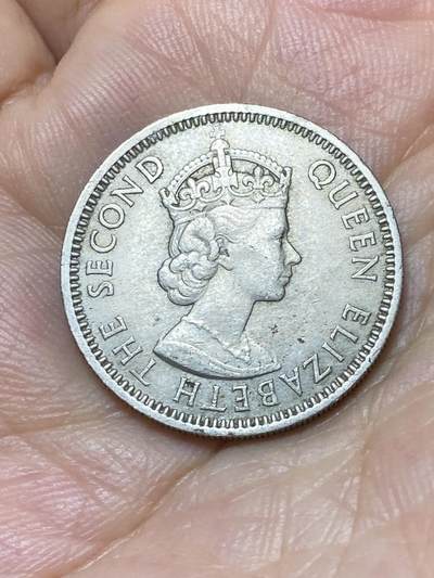 2025年第八十七场(总第一百一十三场）外国好品散币(免佣金) 东加勒比1964年25分(伊丽莎白二世青年带冠)