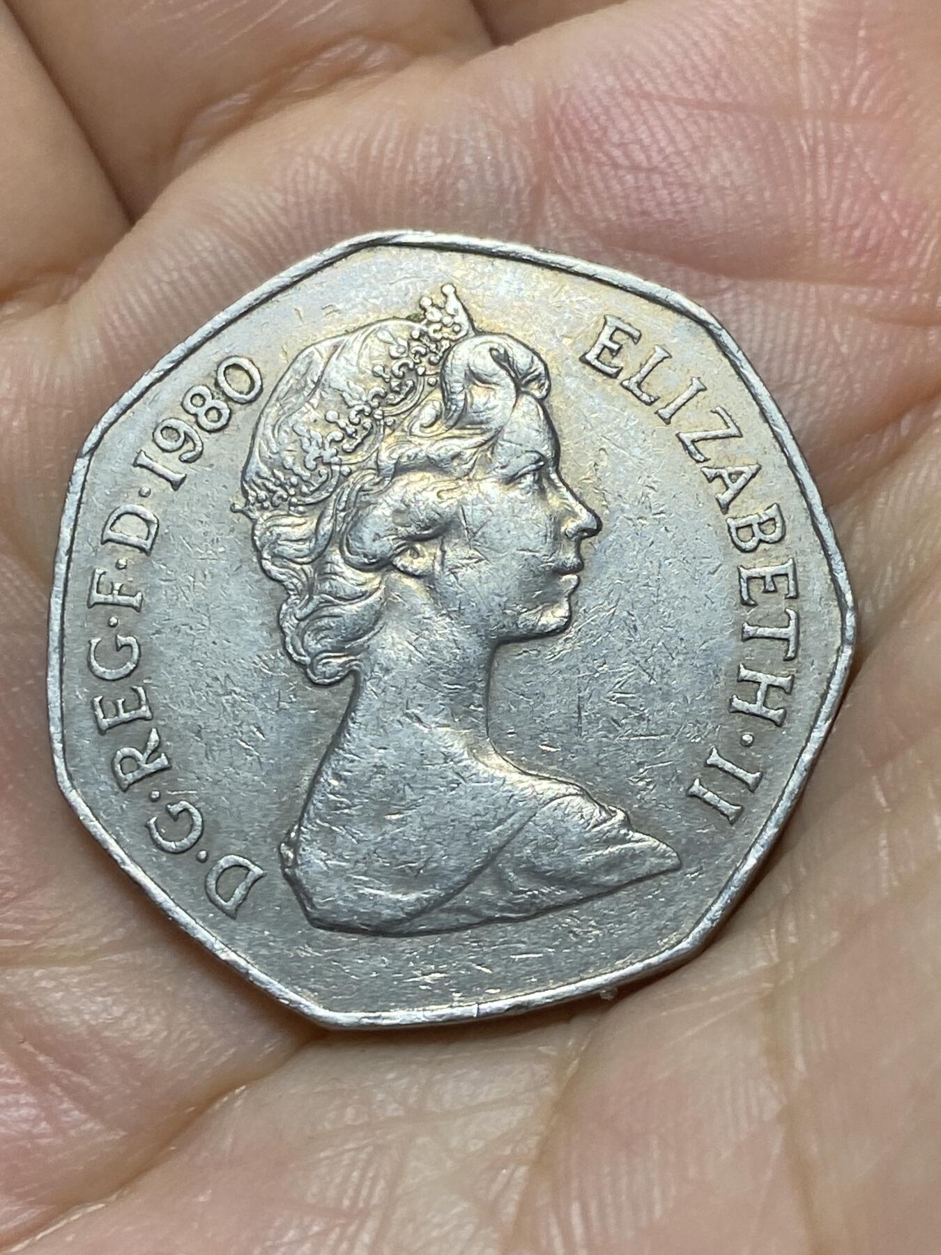 2025年第八十七场(总第一百一十三场）外国好品散币(免佣金) 英国🇬🇧1980年50新便士(伊丽莎白二世中年花冠，十进制第一版)