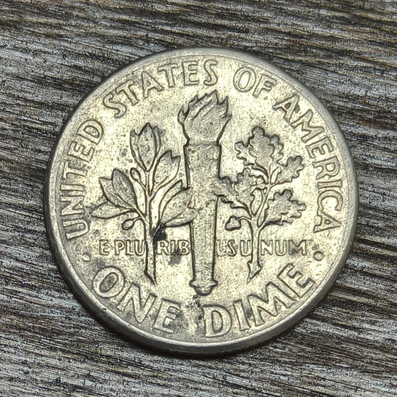 【铜匠收藏】★第130加场★精品币章场，200包邮，不满200.支付运费5元。《接受代拍 代送NGC评级》 美国 1974年 10分 罗斯福 银币