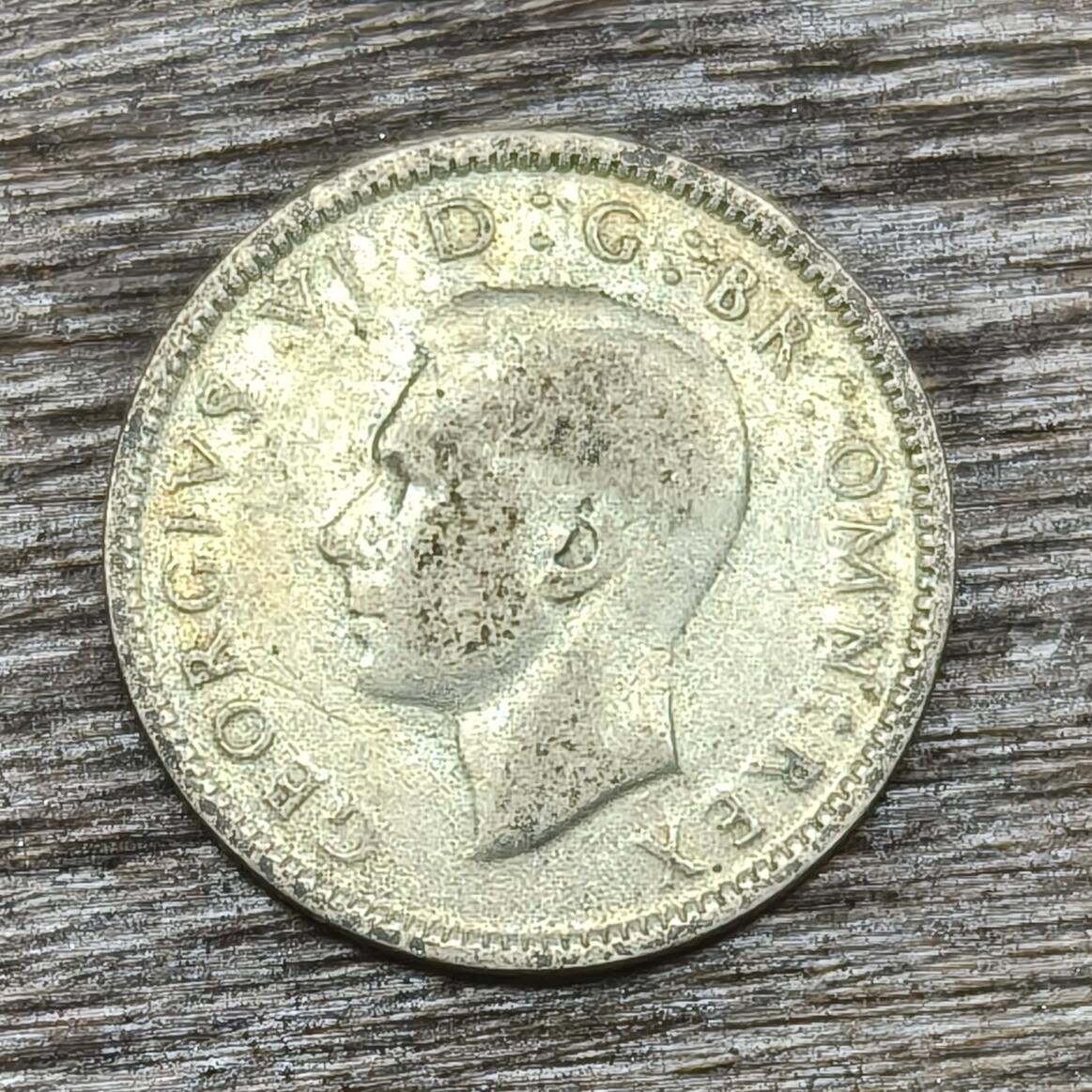 【铜匠收藏】★第130加场★精品币章场，200包邮，不满200.支付运费5元。《接受代拍 代送NGC评级》 英国 1943年 6便士银 乔治六世 银币