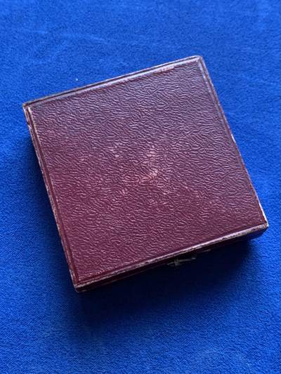 《竞宝斋》第417场 周日，周一，2场连拍 （全场包邮） 法国工会纪念铜章 46.9克 44.7mm 丰饶角铜标 带盒