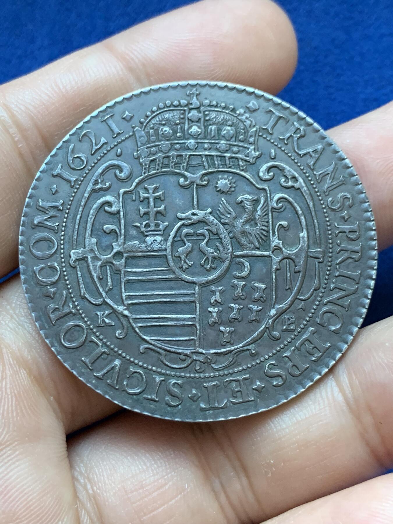 《竞宝斋》第417场 周日，周一，2场连拍 （全场包邮） 1621年特兰西瓦尼亚泰勒 真银假币 约650银 28.5克