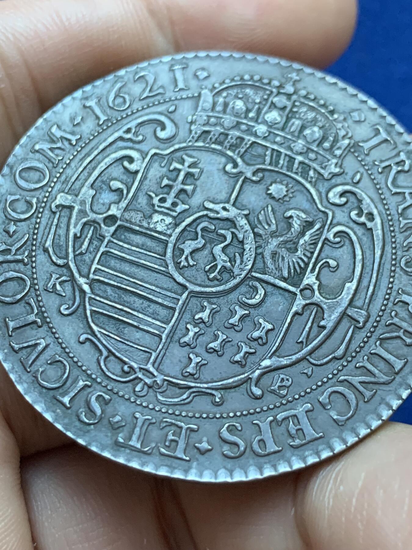 《竞宝斋》第417场 周日，周一，2场连拍 （全场包邮） 1621年特兰西瓦尼亚泰勒 真银假币 约650银 28.5克