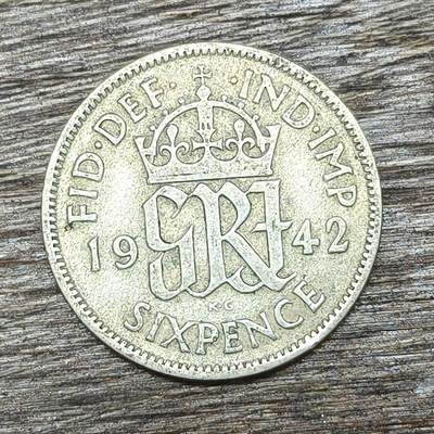 【铜匠收藏】★第130加场★精品币章场，200包邮，不满200.支付运费5元。《接受代拍 代送NGC评级》 - 英国 1942年 6便士 乔治六世 银币