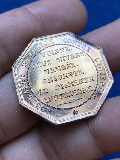 《竞宝斋》第417场 周日，周一，2场连拍 （全场包邮） 维也纳双服务供应商和下级供应商消防互助八角银质代币，30.5MM，12.8克，手指边铭