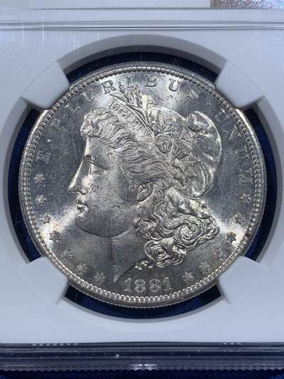 《竞宝斋》第417场 周日，周一，2场连拍 （全场包邮） NGC MS64 美国1881年摩根1美元银币 强转光