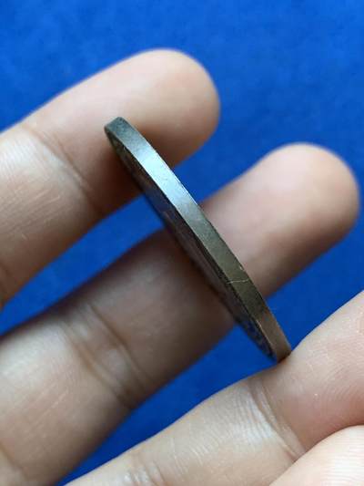 《竞宝斋》第417场 周日，周一，2场连拍 （全场包邮） 德国1934年元首故居镀银纪念章 15.9克 35.5mm