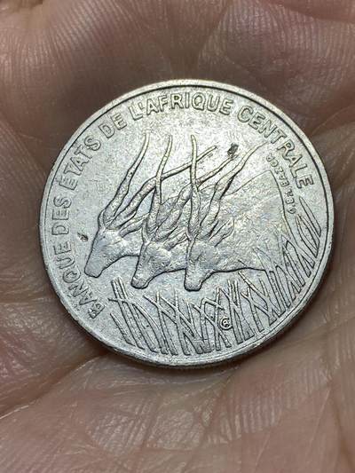 2025年第八十七场(总第一百一十三场）外国好品散币(免佣金) 中非国家联盟2003年100法郎(雄鹿画押)