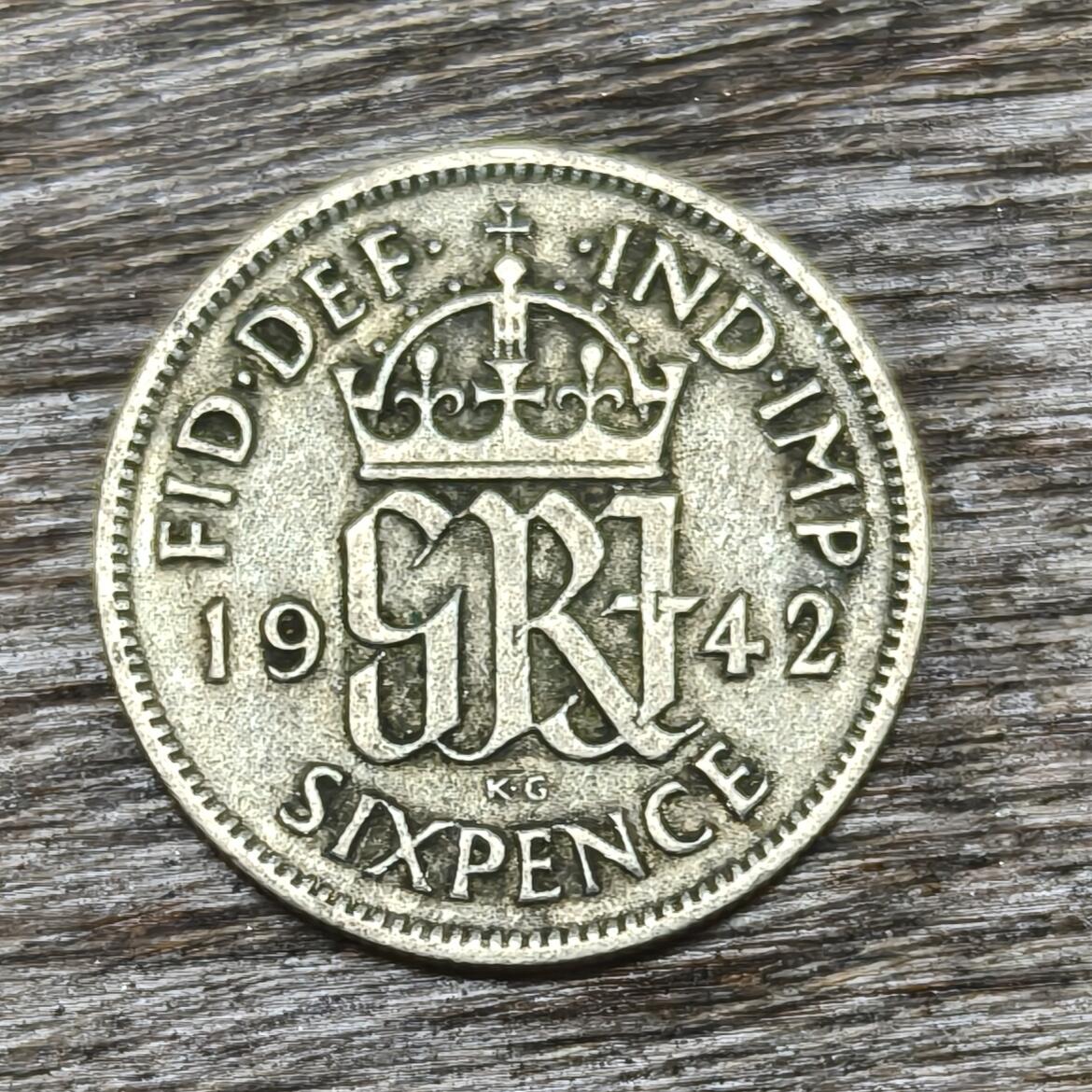 【铜匠收藏】★第130加场★精品币章场，200包邮，不满200.支付运费5元。《接受代拍 代送NGC评级》 英国 1942年 6便士 乔治六世 银币