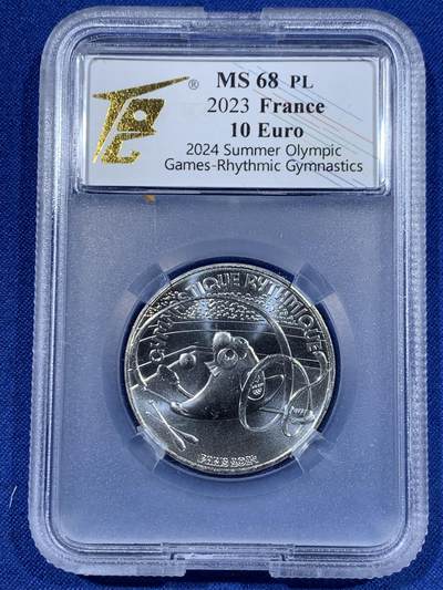 《竞宝斋》第417场 周日，周一，2场连拍 （全场包邮） TQG MS68PL 法国2023年10欧银币(. 333) 2024年夏季奥运会-艺术体操 重13克 直径31毫米