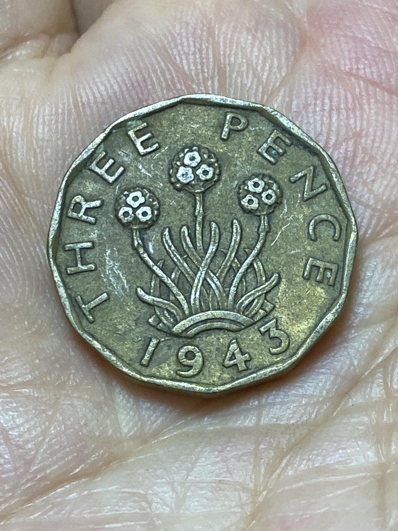 2025年第八十七场(总第一百一十三场）外国好品散币(免佣金) 英国🇬🇧1943年3便士(乔治六世第一版)