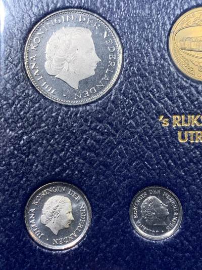 《竞宝斋》第417场 周日，周一，2场连拍 （全场包邮） 荷兰1980年七枚装精致套币