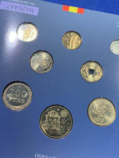 《竞宝斋》第417场 周日，周一，2场连拍 （全场包邮） 西班牙1999年封装套币