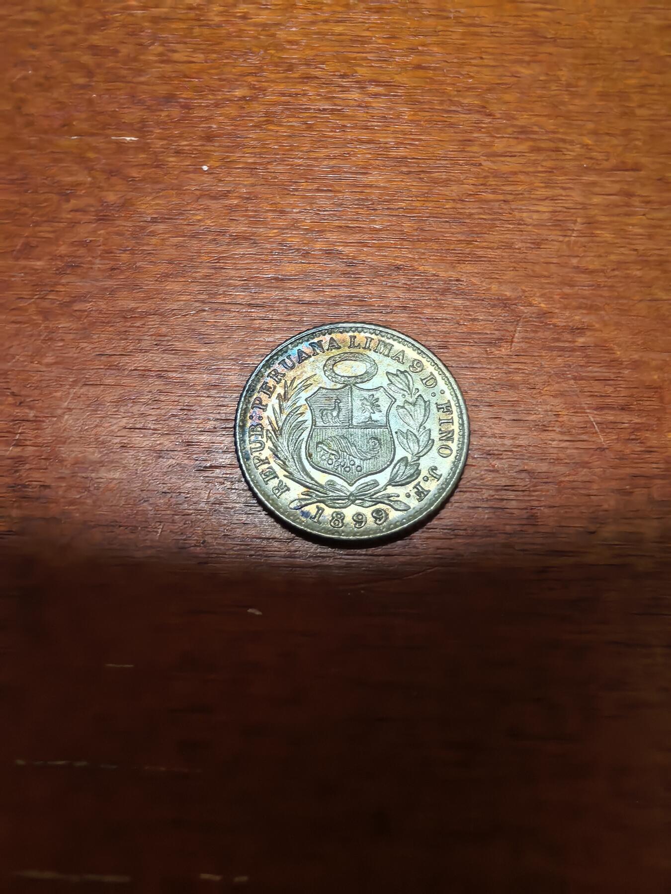 长老汇蛇年精选第四十三场拍卖 1899秘鲁坐姿女神1/2蒂娜罗银币，原光
