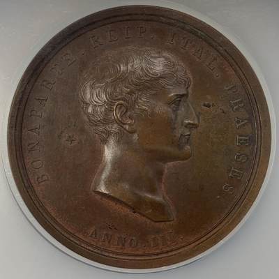掌中浮雕-藏着的欧洲第035场 - NGC MS62 : 1800年意大利刺杀拿破仑事件铜章, 60mm ,Manfredini雕刻，正面为时任法兰西共和国第一执政的拿破仑，此款头像不多见