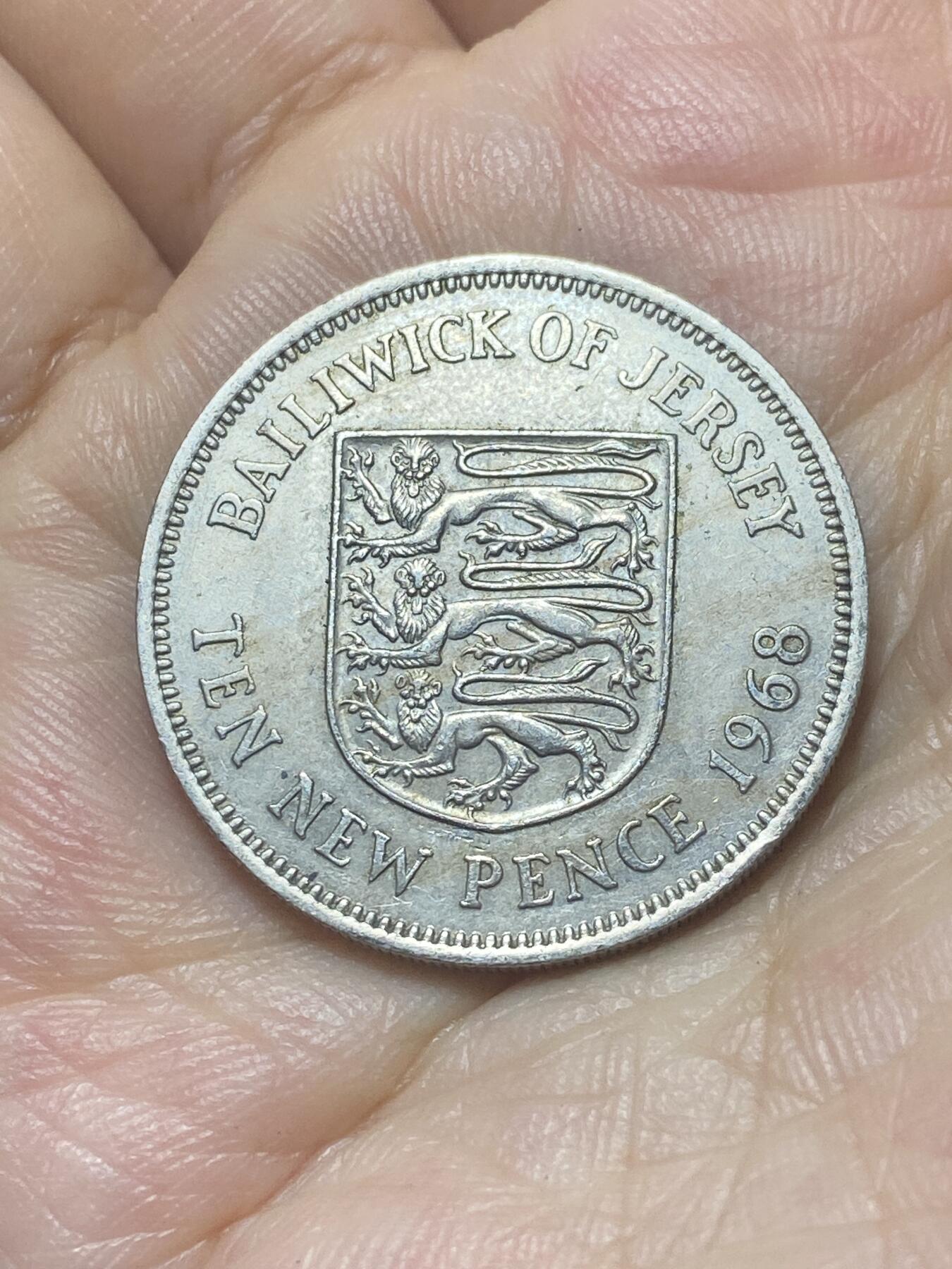 2025年第八十八场(总第一百一十四场）外国好品散币(免佣金) 英属泽西岛🇯🇪1968年10新便士(十进制第一套流通硬币)