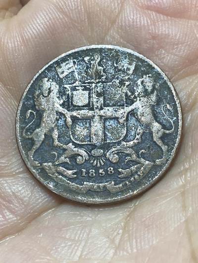 2025年第八十八场(总第一百一十四场）外国好品散币(免佣金) 少见–英属东印度公司1858年1/4安娜(第三版，维多利亚女王时期，花环尖单叶版，关门年仅发行2年，W版瓦特父子公司造)
