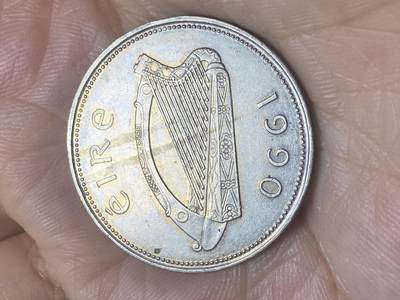 2025年第八十八场(总第一百一十四场）外国好品散币(免佣金) 爱尔兰🇮🇪1990年1镑(共和国时期第二套最大面值，首发年)