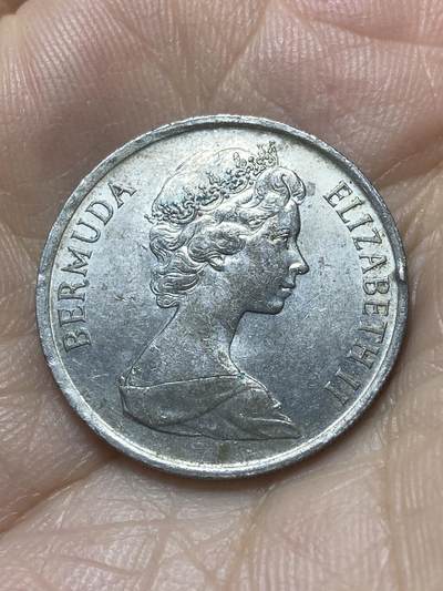2025年第八十八场(总第一百一十四场）外国好品散币(免佣金) 百慕大🇧🇲1981年25分(伊丽莎白二世中年花冠)