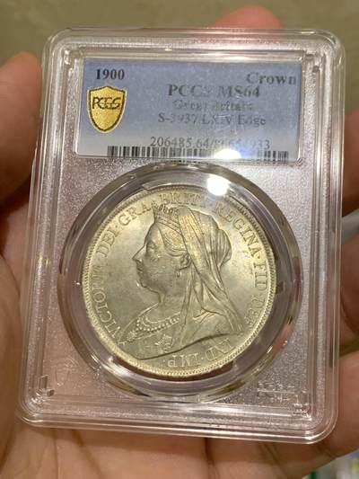 《竞宝斋》第417场 周日，周一，2场连拍 （全场包邮） PCGS MS64 英国1900年维多利亚披纱1克朗马剑银币 1900LXIV，顶级卷拆原光品相，末年披纱高分好品已经很稀少了。