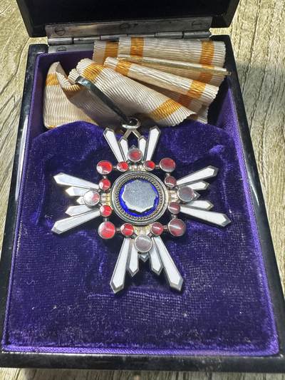 清仓专场，章，钱币，满200包邮，所有订单不寄存 - 三等瑞宝章，稀少，原盒