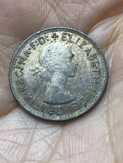 2025年第八十八场(总第一百一十四场）外国好品散币(免佣金) 澳大利亚🇦🇺1963年6便士银币(伊丽莎白二世青年桂冠，第二版关门年)