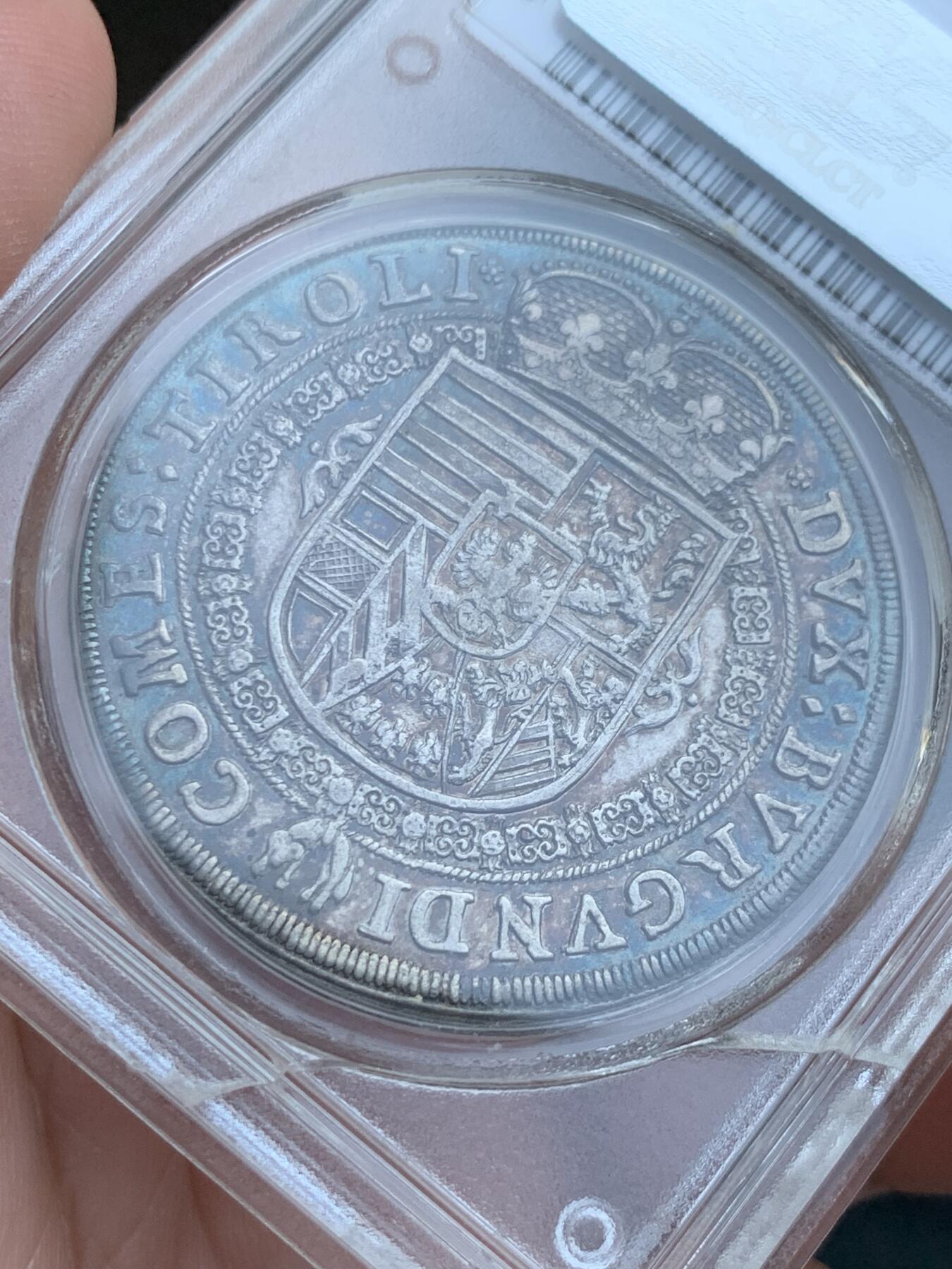 《竞宝斋》第417场 周日，周一，2场连拍 （全场包邮） PCGS AU58 奥地利 神罗 1632年 利奥波德五世 1泰勒 银币 人像纹章深打 细节丰富 五彩老包浆 盒子有裂不影响币