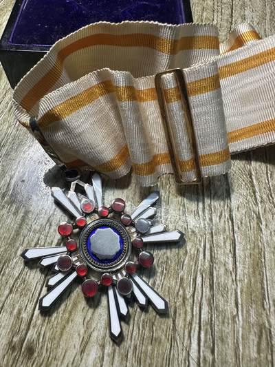 清仓专场，章，钱币，满200包邮，所有订单不寄存 三等瑞宝章，稀少，原盒