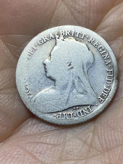 2025年第八十八场(总第一百一十四场）外国好品散币(免佣金) 英国🇬🇧1899年6便士银币(维多利亚女王老年披纱，925高银)