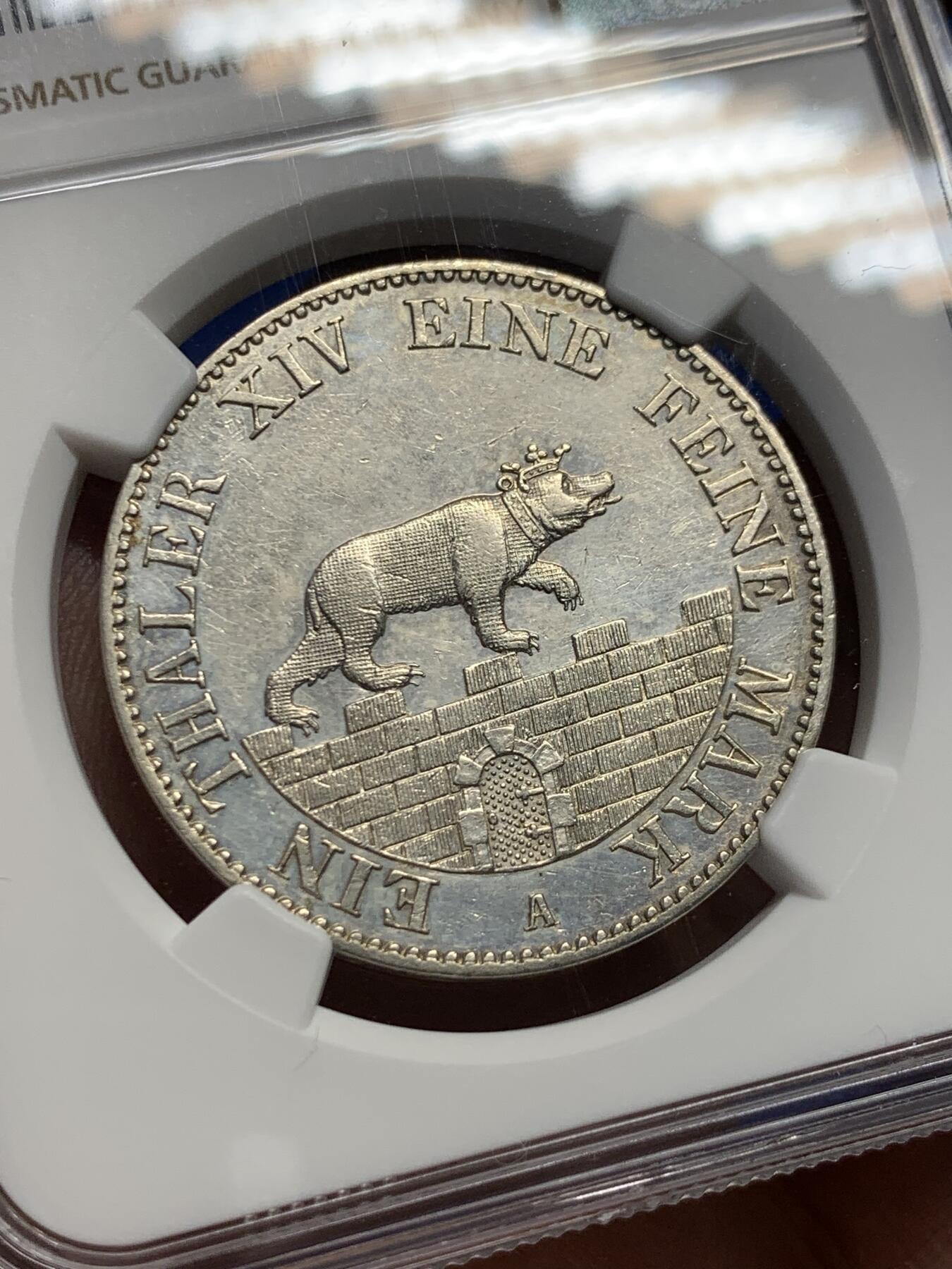 《竞宝斋》第417场 周日，周一，2场连拍 （全场包邮） NGC AU 德国1855年安哈特小熊爬墙1泰勒银币