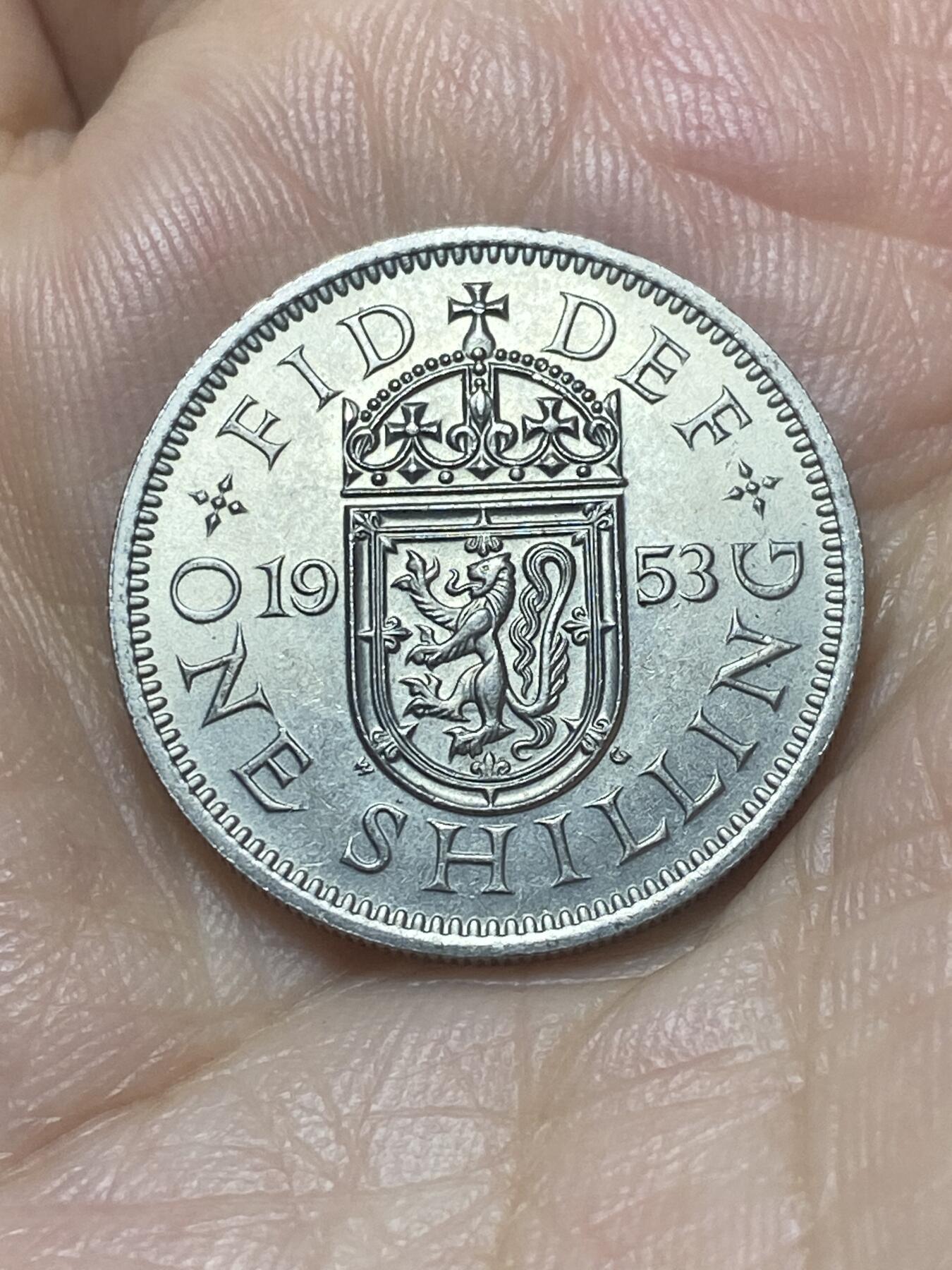 2025年第八十八场(总第一百一十四场）外国好品散币(免佣金) 好品–英国🇬🇧1953单年份1先令(伊丽莎白二世加冕年，第一版苏格兰盾徽版)
