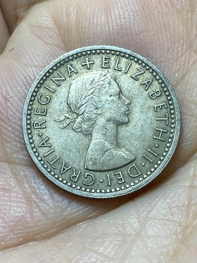 2025年第八十八场(总第一百一十四场）外国好品散币(免佣金) 英国🇬🇧1958年6便士(伊丽莎白二世青年桂冠，第二版)