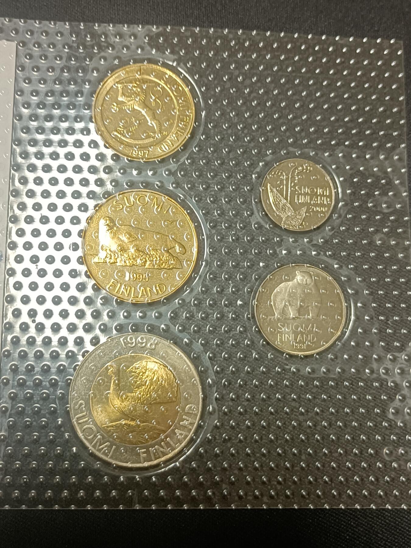 【游宝拍卖】乙巳蛇年66期 最低佣金1元起拍 芬兰套币 邮寄运输过程可能开胶