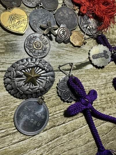 清仓专场，章，钱币，满200包邮，所有订单不寄存 杂章20个