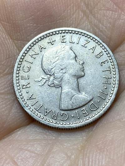 2025年第八十八场(总第一百一十四场）外国好品散币(免佣金) 英国🇬🇧1961年6便士(伊丽莎白二世青年桂冠，第二版)