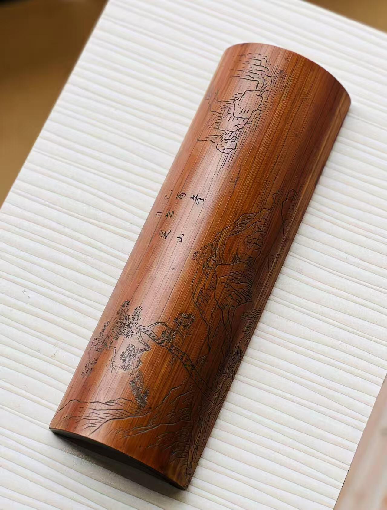 臂搁：竹制 包浆红润手雕精美，包老货28/9cm 
