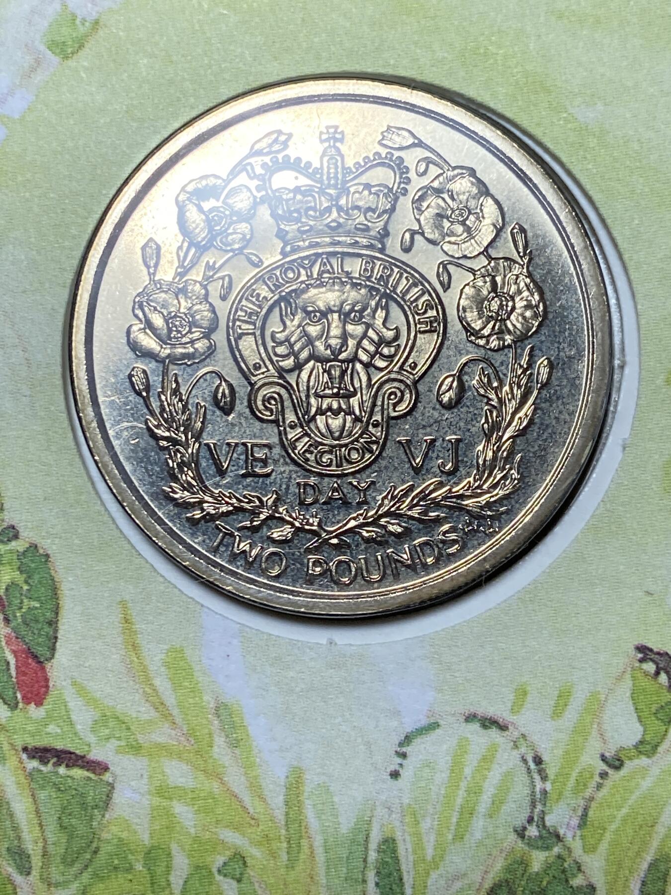 2025年第八十八场(总第一百一十四场）外国好品散币(免佣金) 稀少–英属马恩岛1995年2英镑邮币封(1945年VE年欧洲胜利日和VJ年日本投降日50周年纪念币)