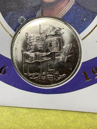 2025年第八十八场(总第一百一十四场）外国好品散币(免佣金) 英国🇬🇧1996年5英镑邮币封(伊丽莎白二世70岁寿辰纪念币)