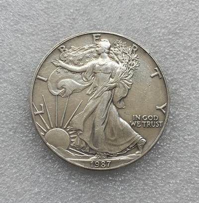 世界钱币专场拍卖 - 早期1987年美国行走女神一盎司投资银币 999银 31.1克