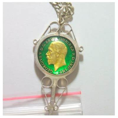 【银】英国1934年 乔治五世珐琅彩镀金高浮雕精制银币章 银钥匙 带银项链 20MM 16克 - 【银】英国1934年 乔治五世珐琅彩镀金高浮雕精制银币章 银钥匙 带银项链 20MM 16克