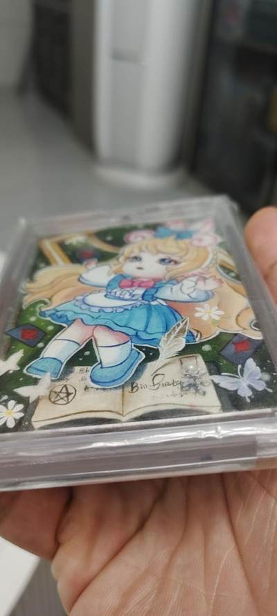 秋原瞳的小店第二十二期（持续收拍，卡游各系列最新活动卡一次看过瘾） q就是玩系列手绘爱丽丝梦游仙境手绘，实物右下角有立体感