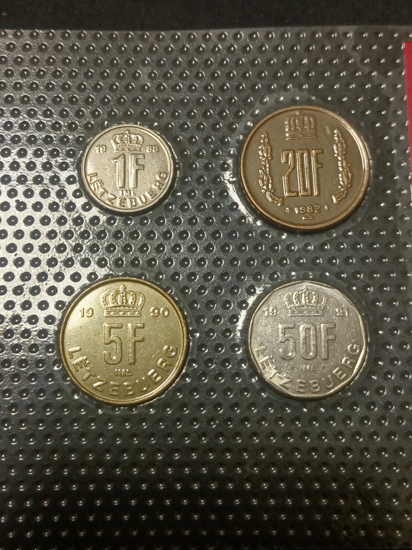 【游宝拍卖】乙巳蛇年66期 最低佣金1元起拍 卢森堡套币 邮寄运输过程可能开胶