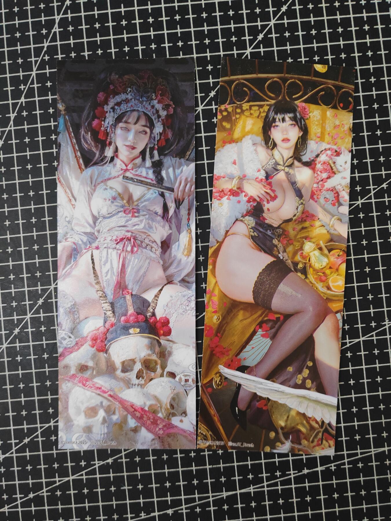 铃鹿第七期（提示一：自制卡难免瑕疵，可能存在撞角爆边等出厂瑕疵，介意慎拍；提示二：参拍请慎重，跑单押金不退的）） 燎原妖姬传书签两张
