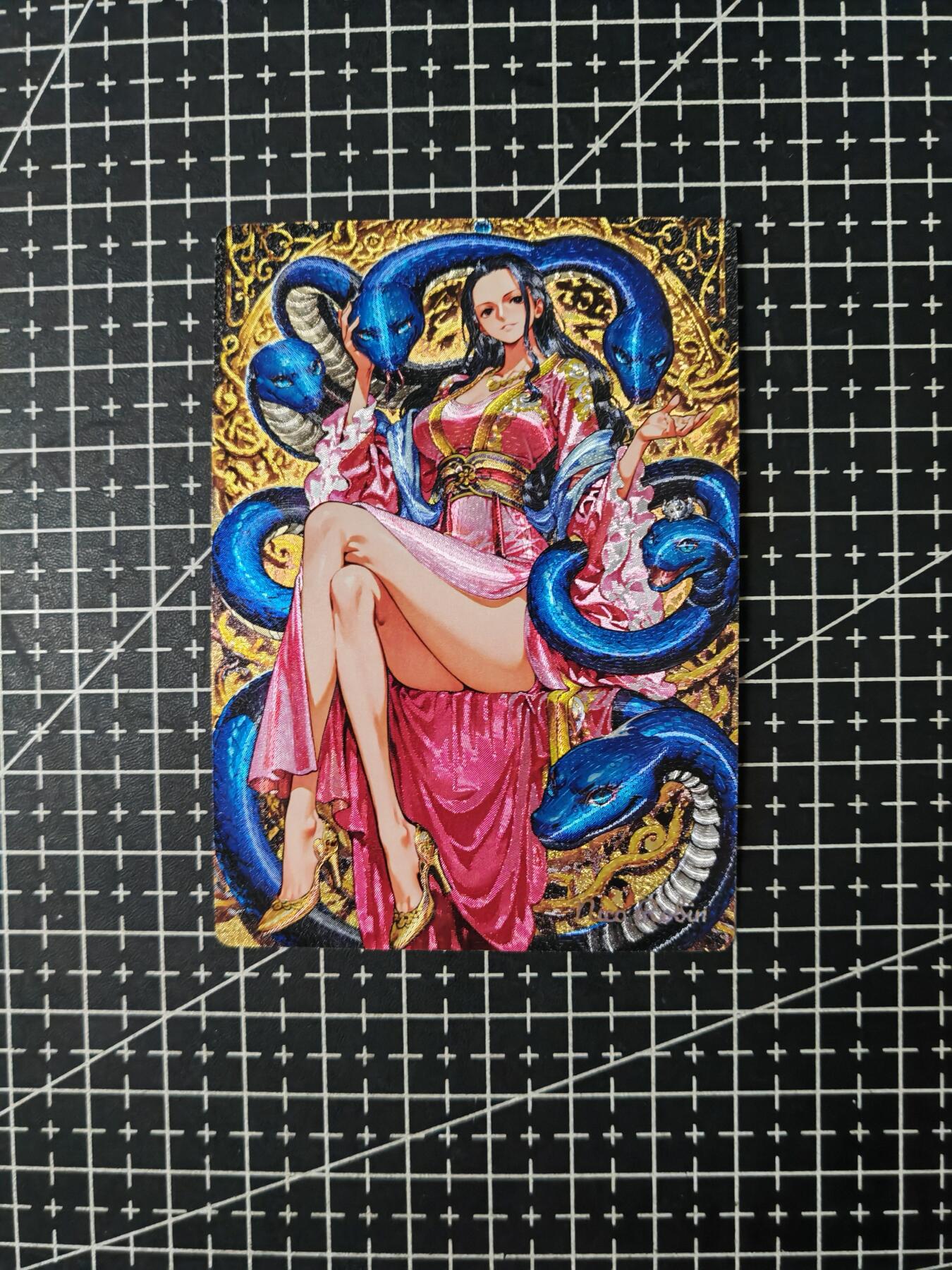 铃鹿第七期（提示一：自制卡难免瑕疵，可能存在撞角爆边等出厂瑕疵，介意慎拍；提示二：参拍请慎重，跑单押金不退的）） 粗闪蛇年罗宾
