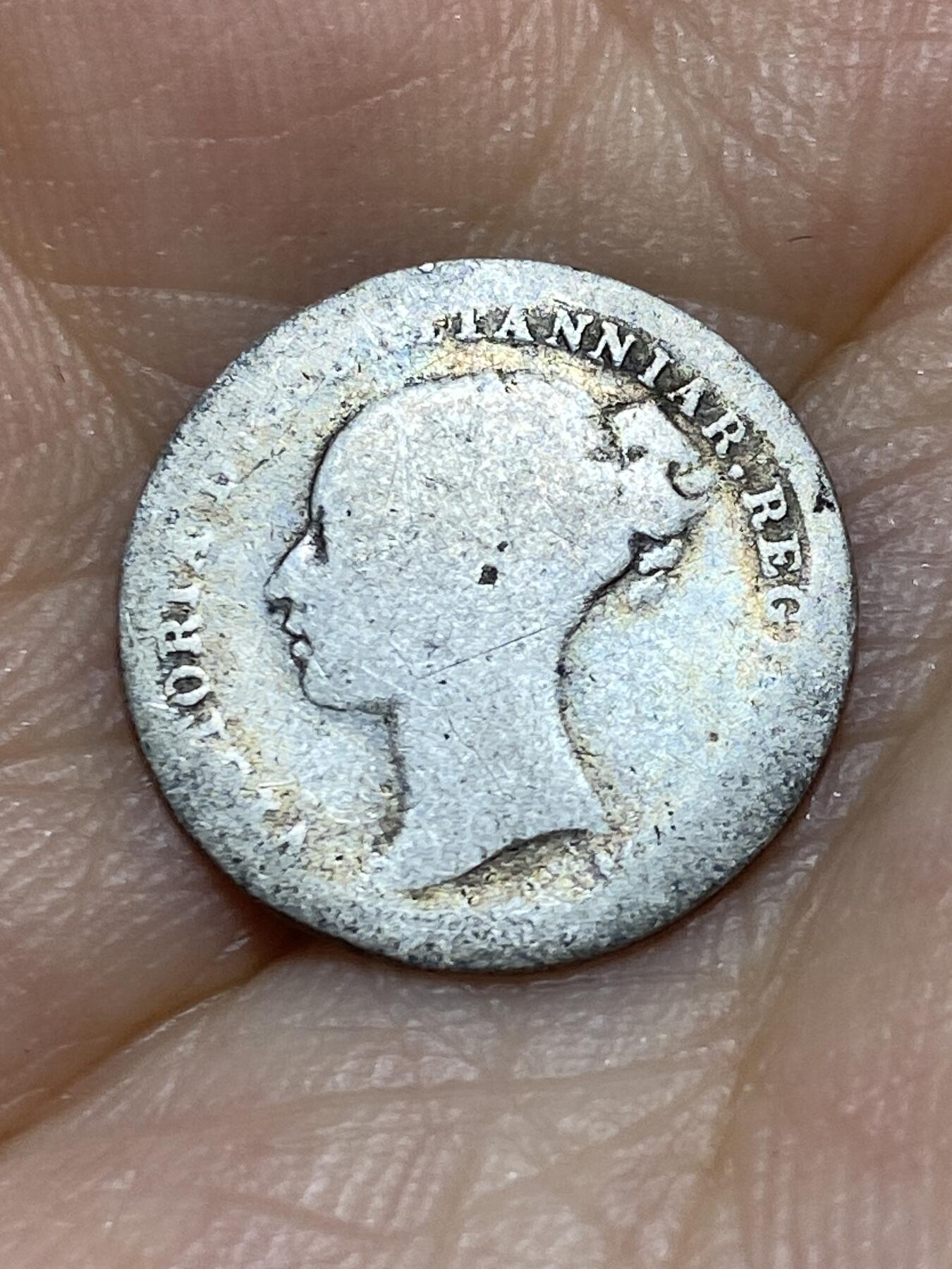 2025年第八十九场(总第一百一十五场）外国好品散币(免佣金) 英国🇬🇧3便士银币(维多利亚女王青年头像，1838–1887版，925高银)