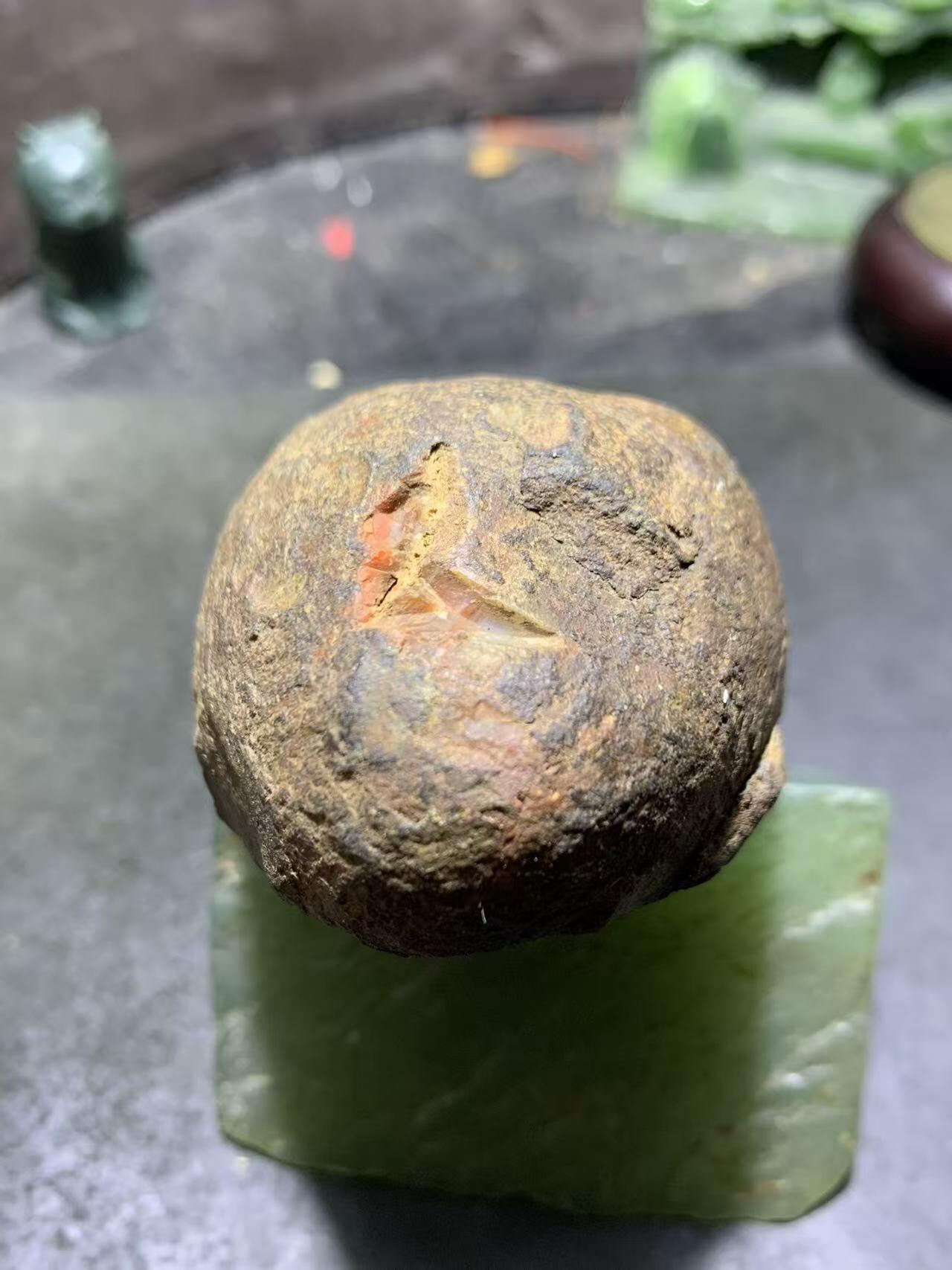 精美大开窗铁皮柿子红紫罗兰冻料南红玛瑙原石一颗