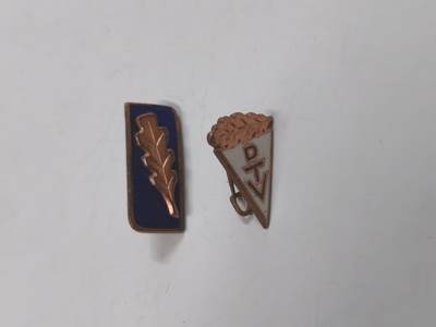 韵星假日拍卖第二十三期 -- Rimey Holidays Auction 23 - 民主德国徽章一组