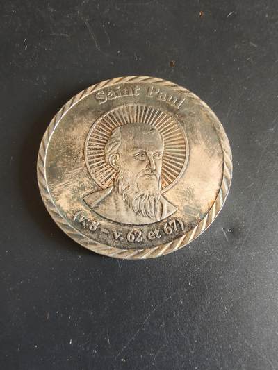 老王徽章第148期 - 法国圣保罗镀银纪念章    直径50mm   重量47.4g
