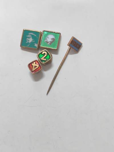韵星假日拍卖第二十三期 -- Rimey Holidays Auction 23 - 民主德国mini一组
